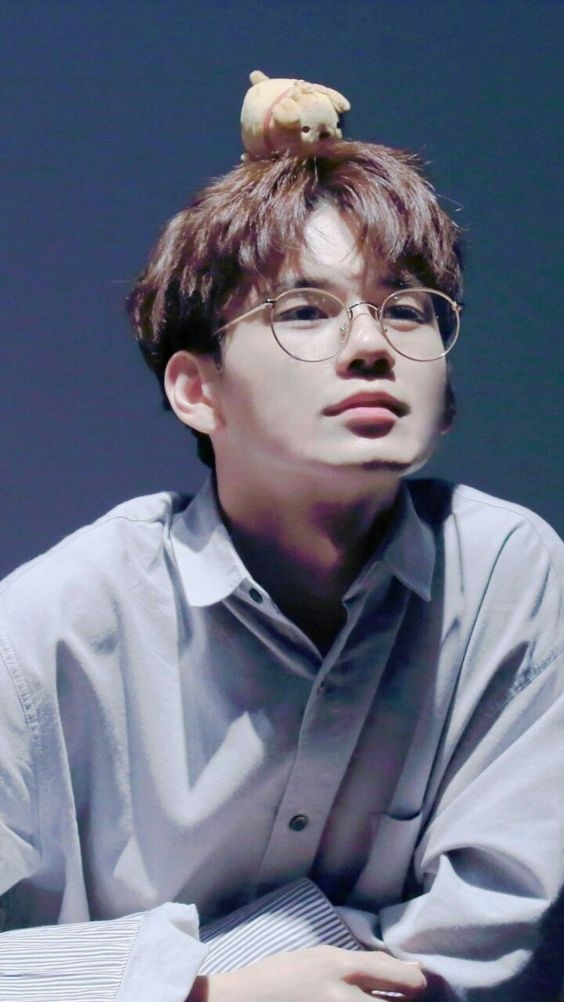 Khi idol Hàn Quốc hóa soái ca ngôn tình, ai sẽ là nhân vật phù hợp?
