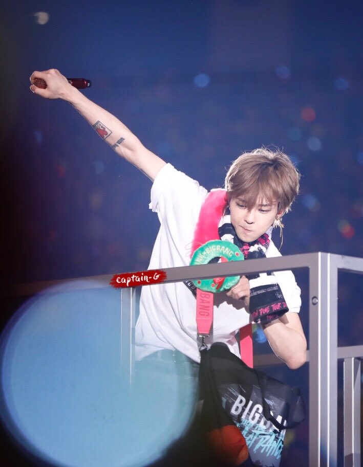 Gu thời trang tươm tất, đẹp như nam thần của G-Dragon dạo gần đây