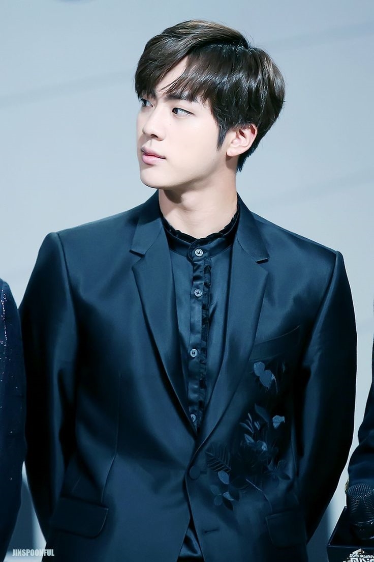 Khi idol Hàn Quốc hóa soái ca ngôn tình, ai sẽ là nhân vật phù hợp?