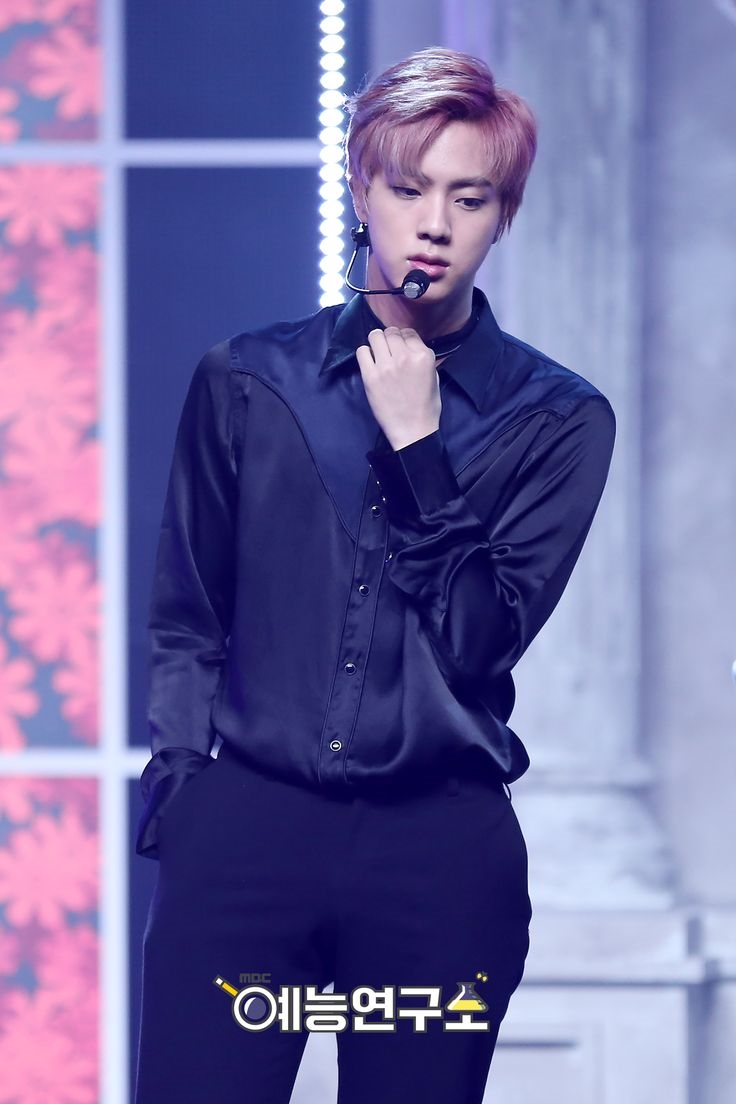 Khi idol Hàn Quốc hóa soái ca ngôn tình, ai sẽ là nhân vật phù hợp?