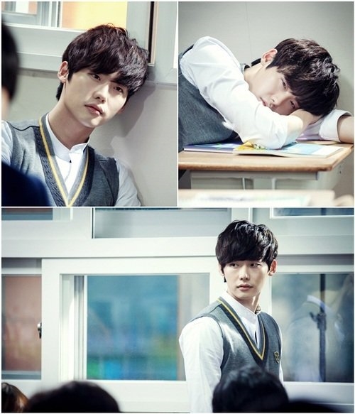Lee Jong Suk chia sẻ tình cảm đặc biệt dành cho 2 tác phẩm cũ
