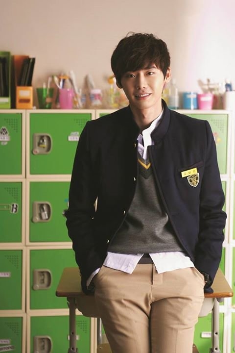 Lee Jong Suk chia sẻ tình cảm đặc biệt dành cho 2 tác phẩm cũ