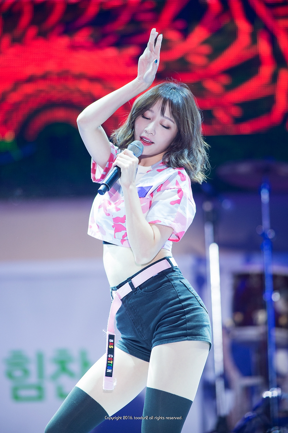 Những "cây hút fan" của nhóm nhạc Kpop