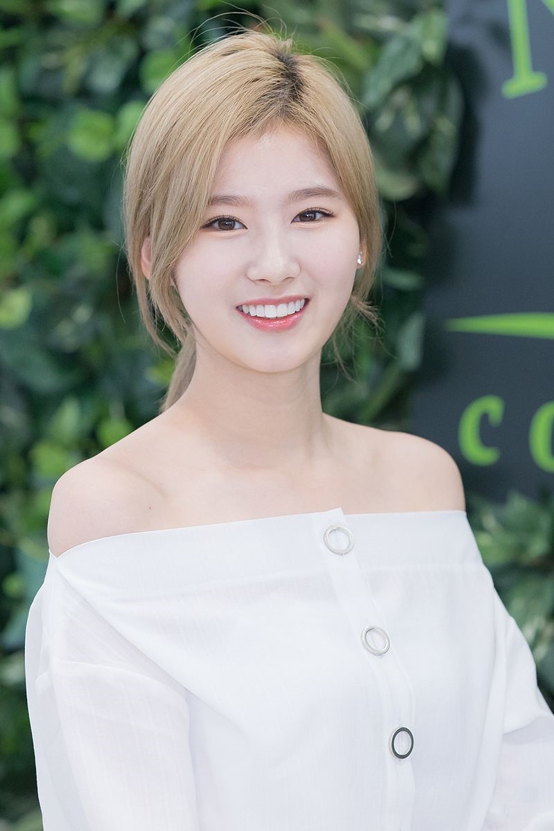 Những "cây hút fan" của nhóm nhạc Kpop