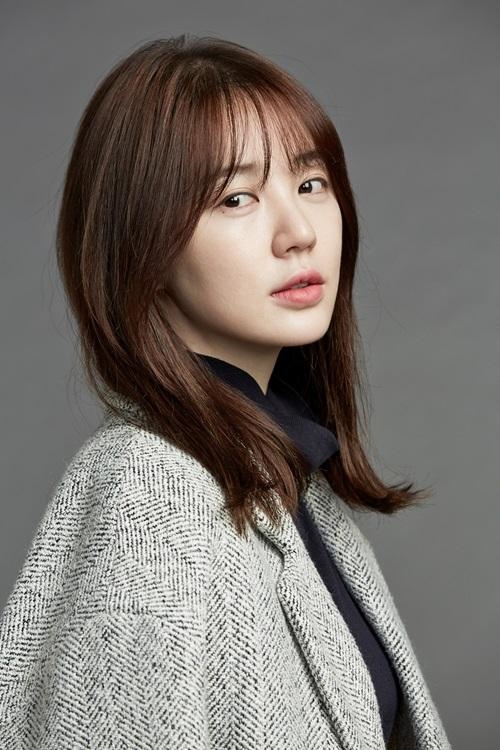 Yoon Eun Hye được mời đóng phim mới, liệu có tiếp tục thụt lùi?