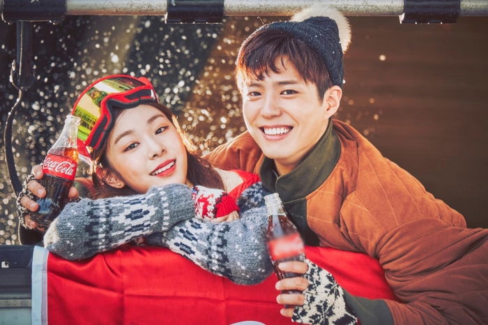 Park Bo Gum và Kim Yuna 'tình bể bình' trong loạt ảnh quảng cáo mới