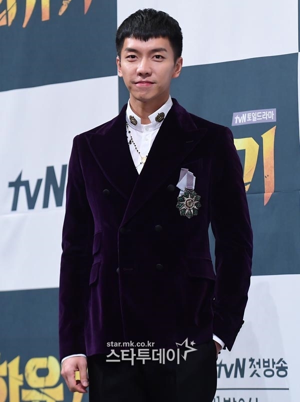 Lee Seung Gi mạnh miệng đặt lời hứa 'điên cuồng' cho rating phim mới