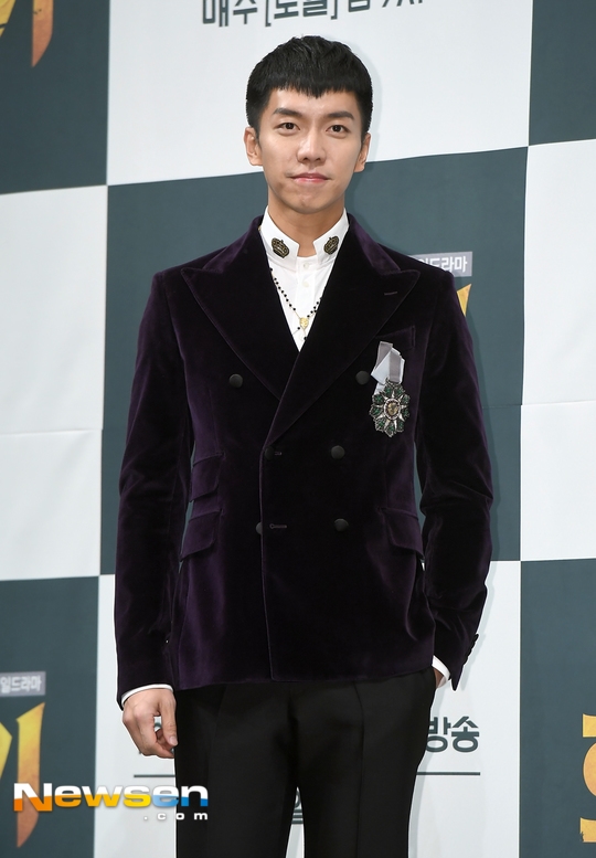 Lee Seung Gi mạnh miệng đặt lời hứa 'điên cuồng' cho rating phim mới