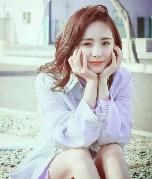 Dương Mịch nay lại được vinh danh là nhân vật từ thiện khiến fan hả hê