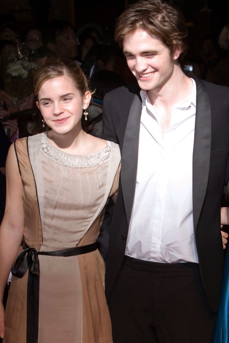Emma Watson và Robert Pattinson cuối cùng cũng thành đôi?