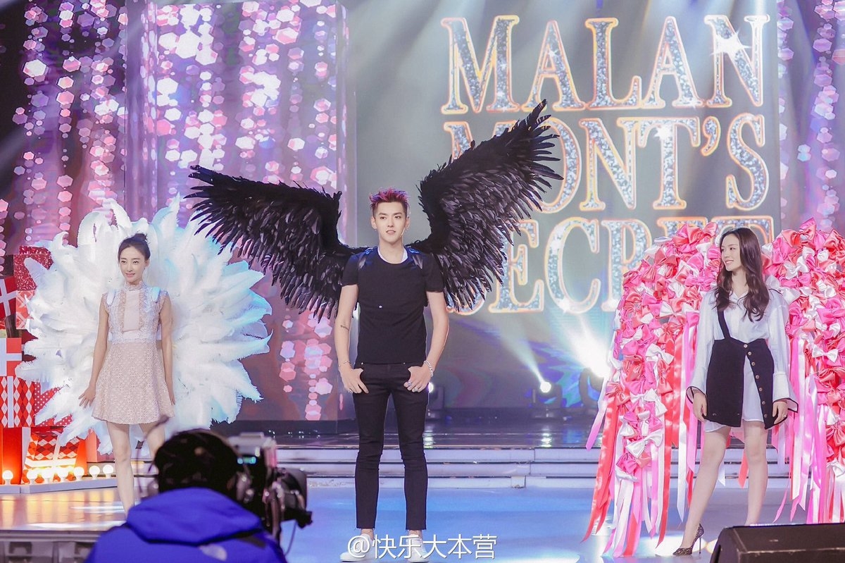 Bất ngờ mỹ nhân Hoa ngữ đeo cánh thiên thần Victoria's Secret