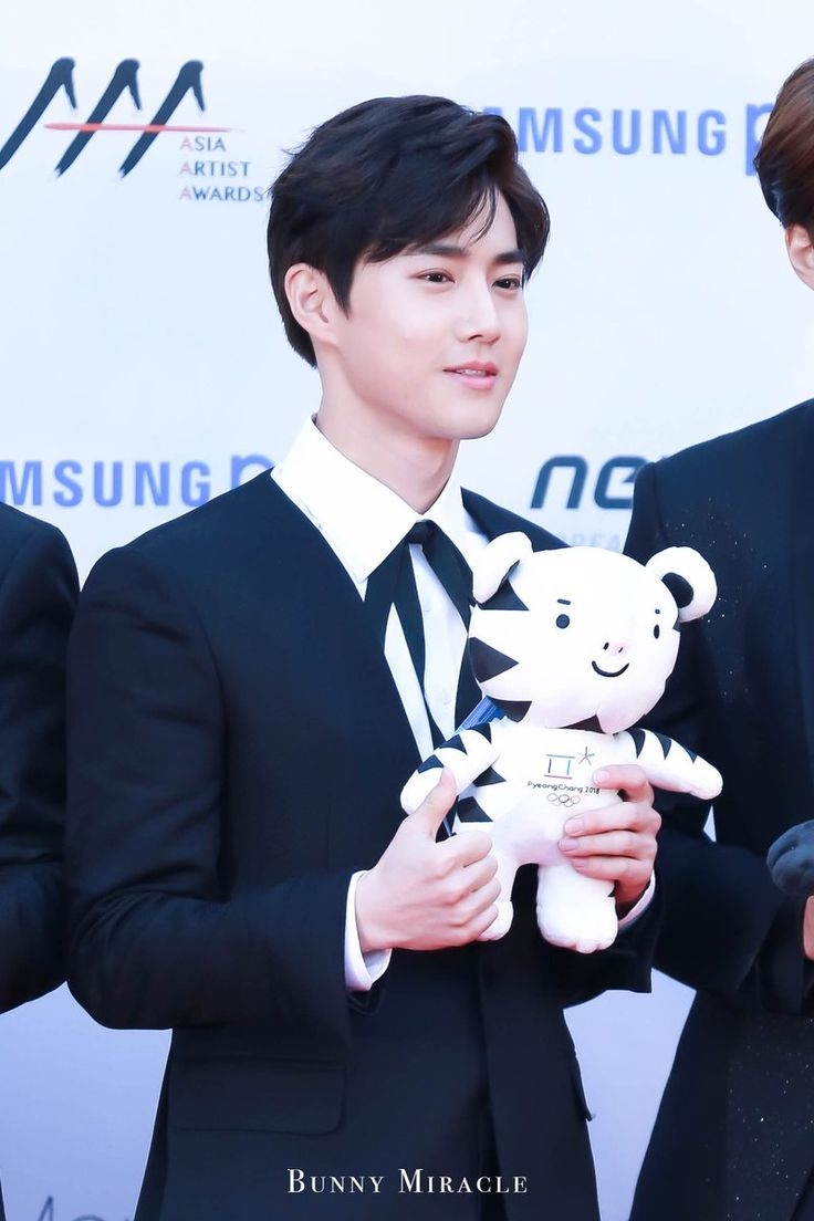 MBC Gayo Daejejeon: Yoona, Cha Eun Woo, Suho tạo thành bộ ba MC