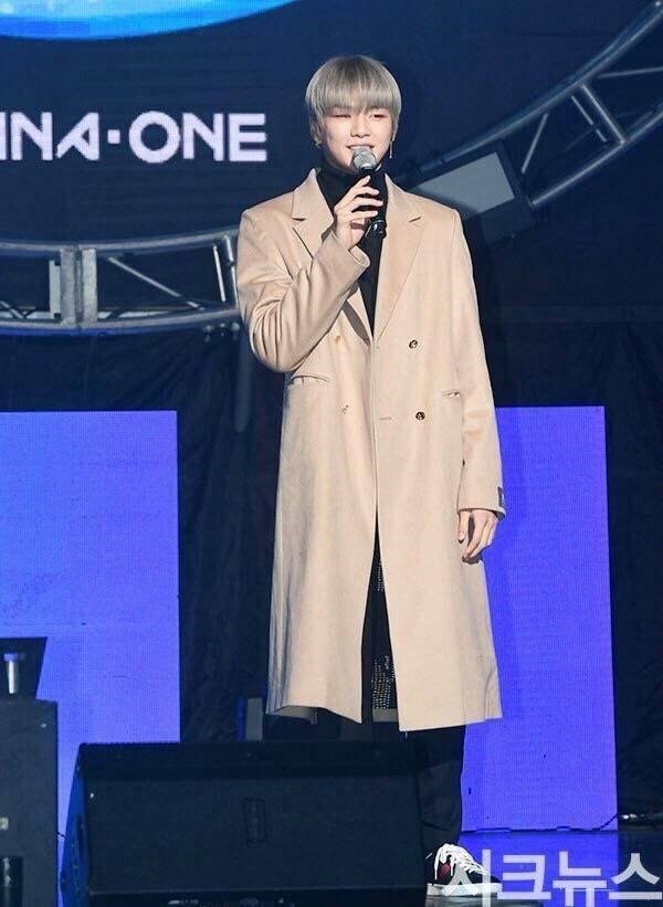 Kang Daniel và cái giá phải trả cho danh hiệu “center quốc dân”