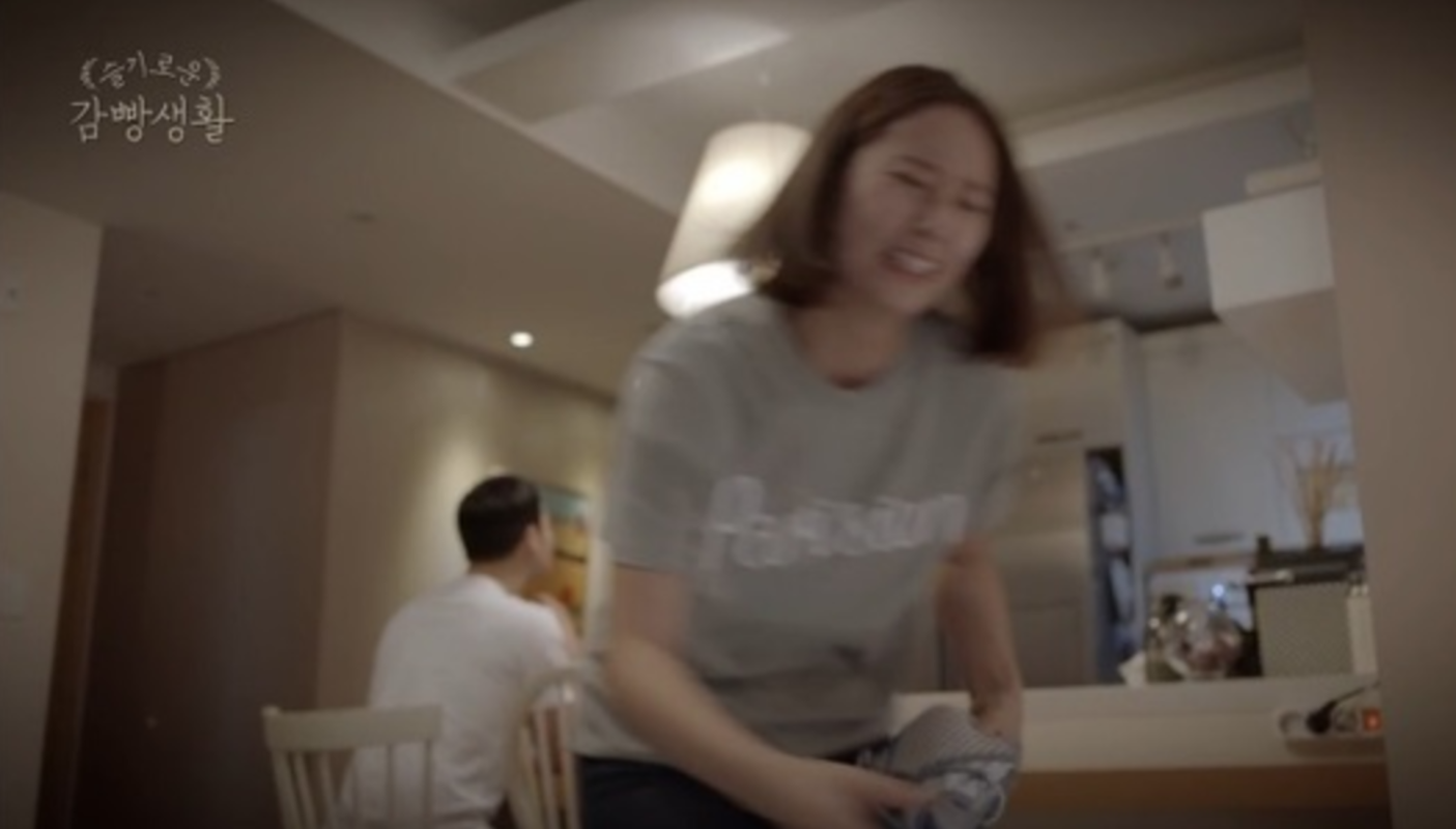 Những màn cởi "bra" vừa táo bạo vừa buồn cười trong phim Hàn