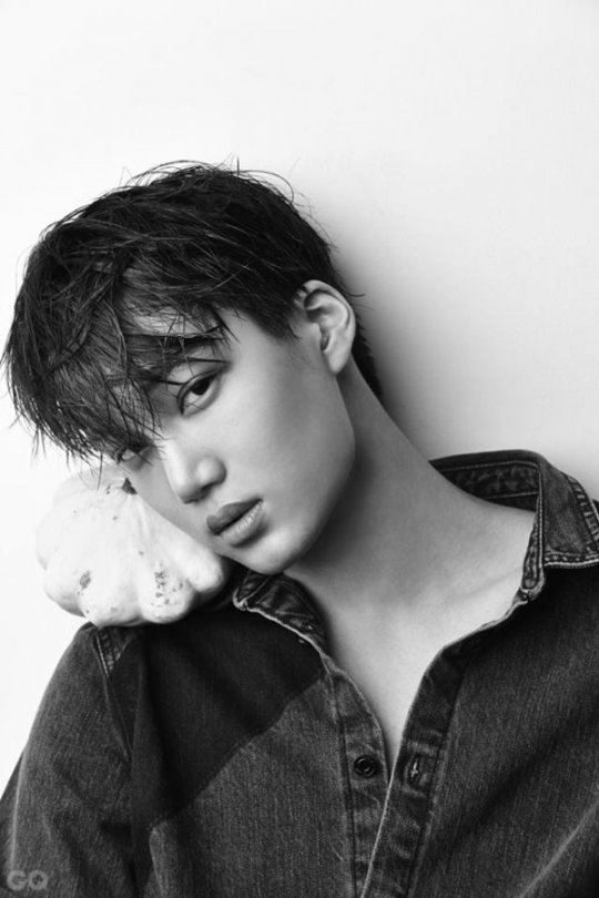 Những nam thần Kpop sở hữu vẻ ngoài chuẩn men