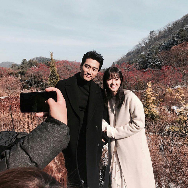 Song Seung Hun chia tay Lưu Diệc Phi để hẹn hò với Go Ara