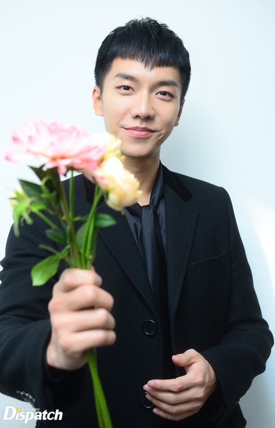 Lee Seung Gi - Oh Yeon Seo tình bể bình trong poster mới của 'Hwayugi'