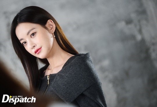 Lee Seung Gi - Oh Yeon Seo tình bể bình trong poster mới của 'Hwayugi'