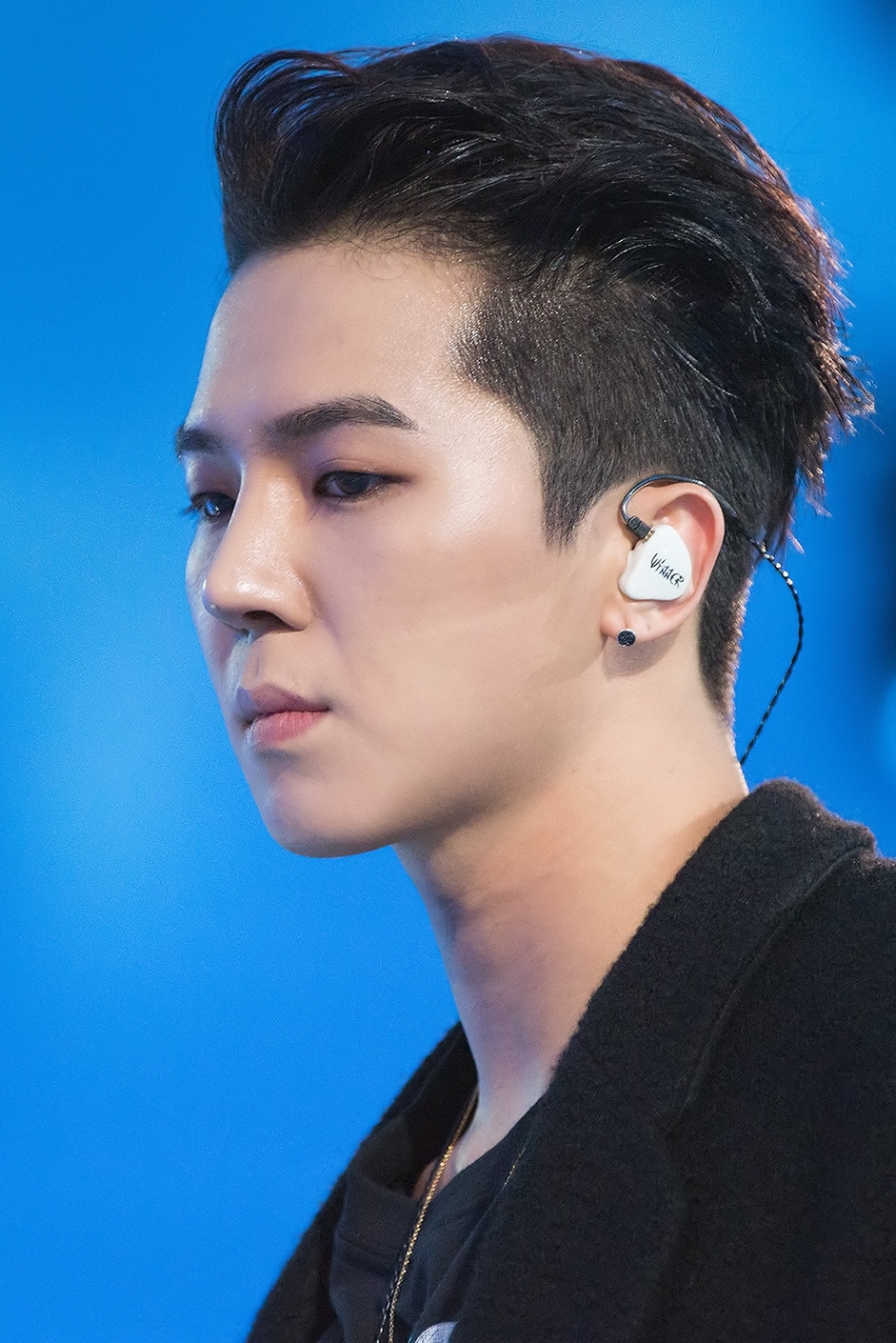 Những nam thần Kpop sở hữu vẻ ngoài chuẩn men