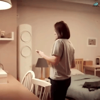 Những màn cởi "bra" vừa táo bạo vừa buồn cười trong phim Hàn
