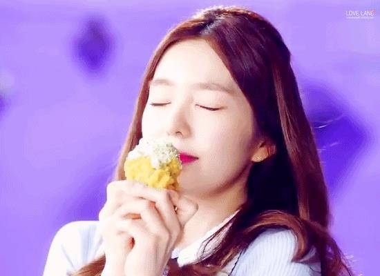 Irene xứng danh “thánh nhọ của năm” khi ghét thứ gì là đụng thứ đó