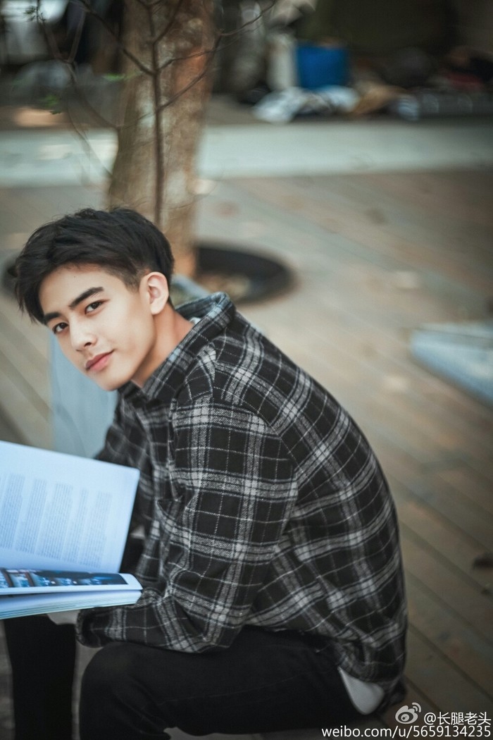 5 mỹ nam Hoa ngữ 'làm mưa, làm gió' trên mạng Internet Hàn Quốc