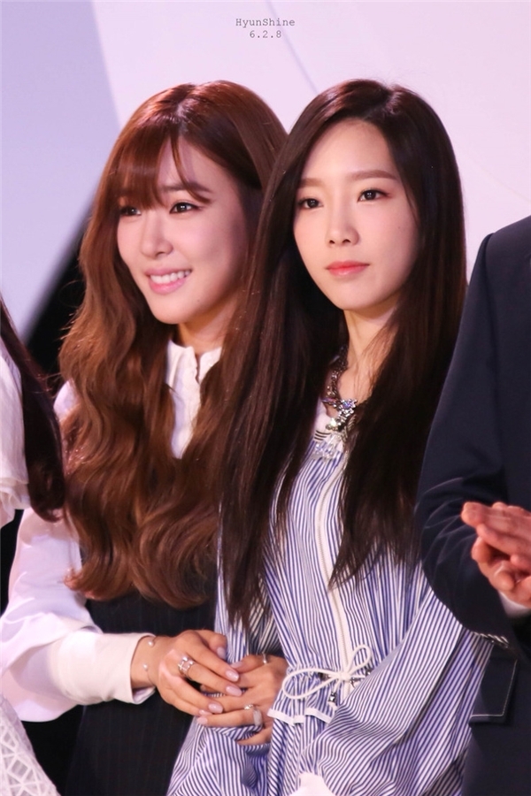 Tình bạn đáng ngưỡng mộ của SNSD dù không còn hoạt động chung công ty