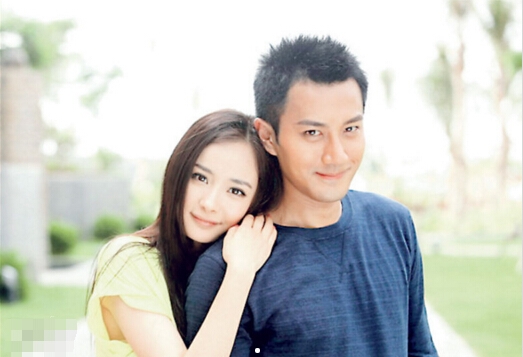 Lưu Khải Uy đáp trả màn 'cầu hôn' vợ mình của Vương Tư Thông