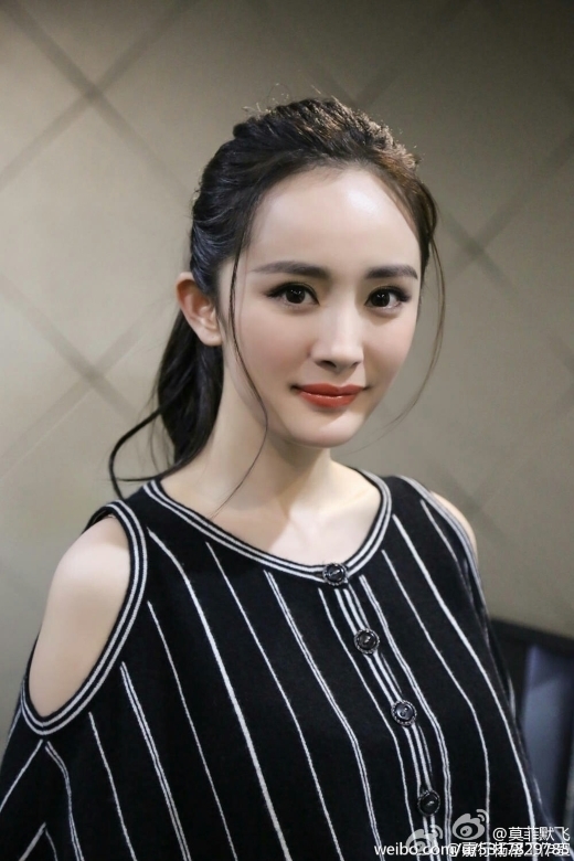 Lưu Khải Uy đáp trả màn 'cầu hôn' vợ mình của Vương Tư Thông