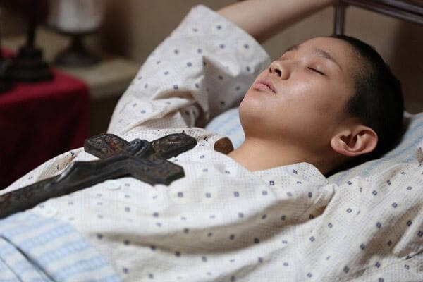 Những nỗi vất vả thầm kín phía sau vai diễn thành công của sao Hàn