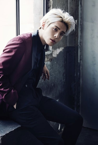 Dàn nghệ sĩ nhà SM viết thông điệp từ biệt Jonghyun