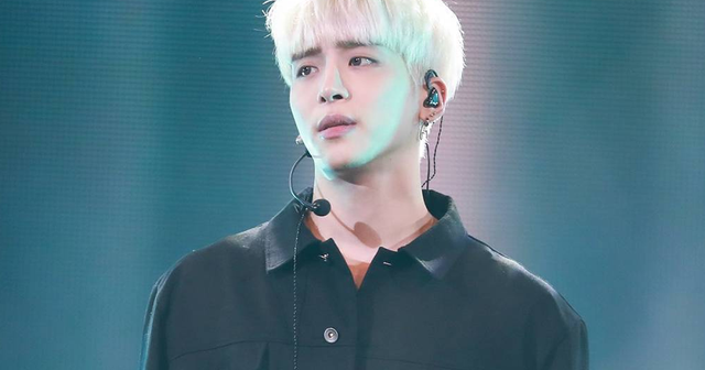 Dàn nghệ sĩ nhà SM viết thông điệp từ biệt Jonghyun