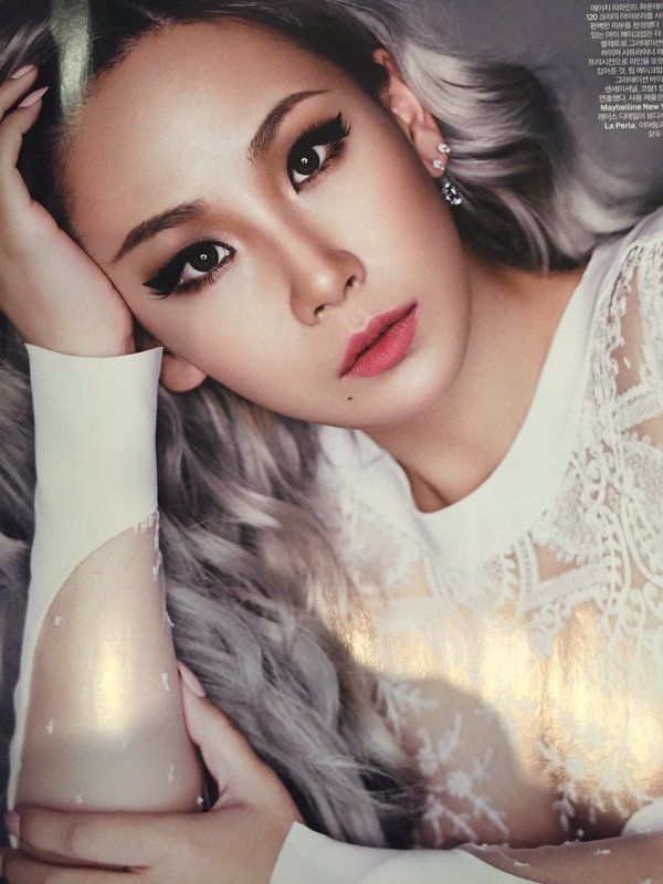 Idol nữ Kpop đẹp như giá Tây khi trang điểm sắc sảo