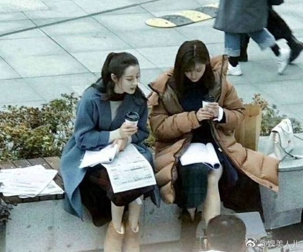 Diễn viên đóng thế của Địch Lệ Nhiệt Ba gây bão vì quá xinh đẹp