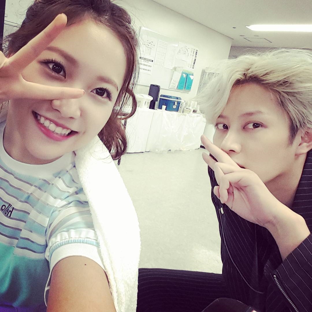 Heechul và hội những cô nàng xinh đẹp trong Kpop