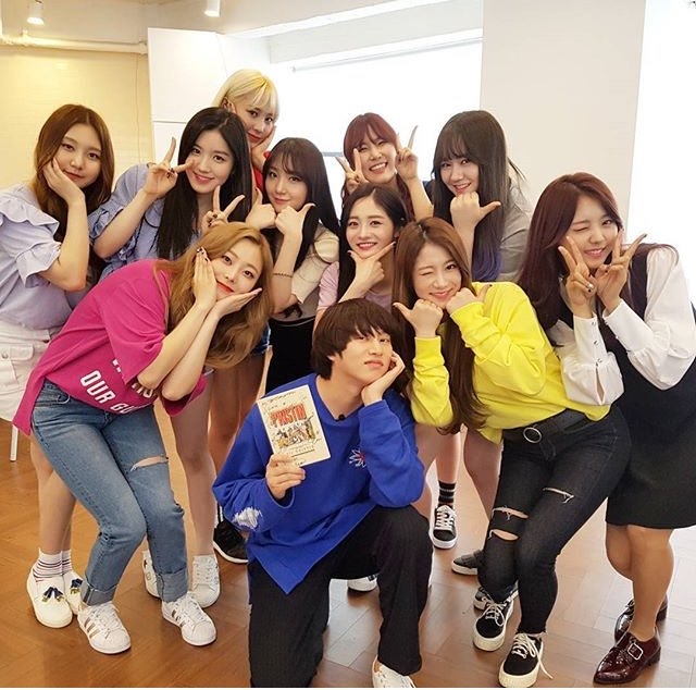 Heechul và hội những cô nàng xinh đẹp trong Kpop