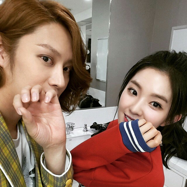 Heechul và hội những cô nàng xinh đẹp trong Kpop