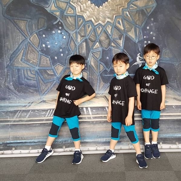 Kinh đô ánh sáng Paris xa nhớ, "Han Cúc Sệ" có khỏe không?
