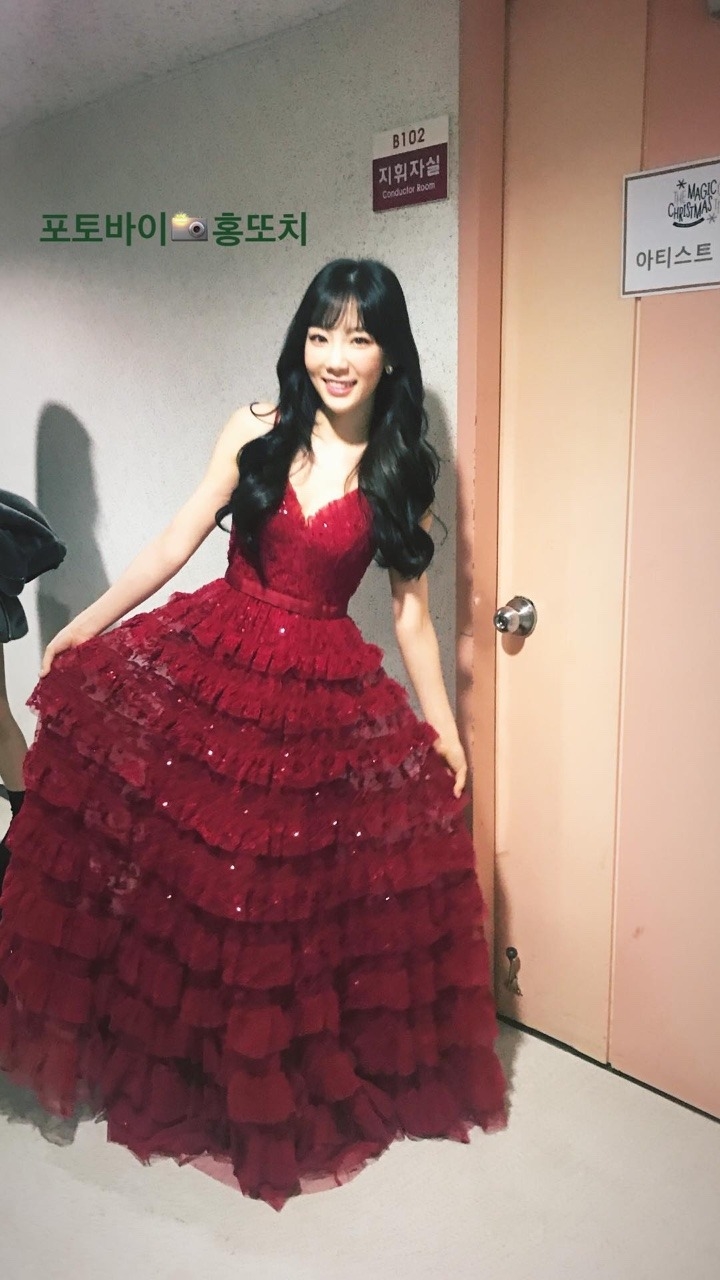 Giáng sinh tới rồi: Các idol Hàn và Thái đang làm gì thế?