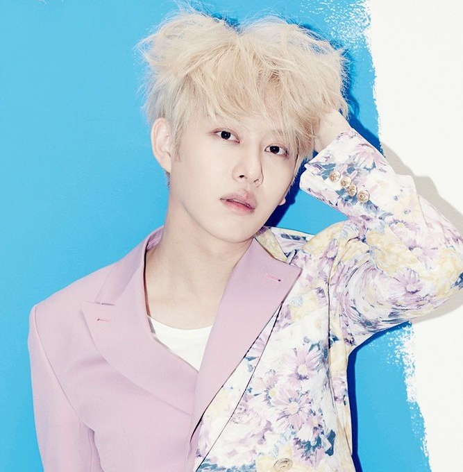 Heechul và hội những cô nàng xinh đẹp trong Kpop