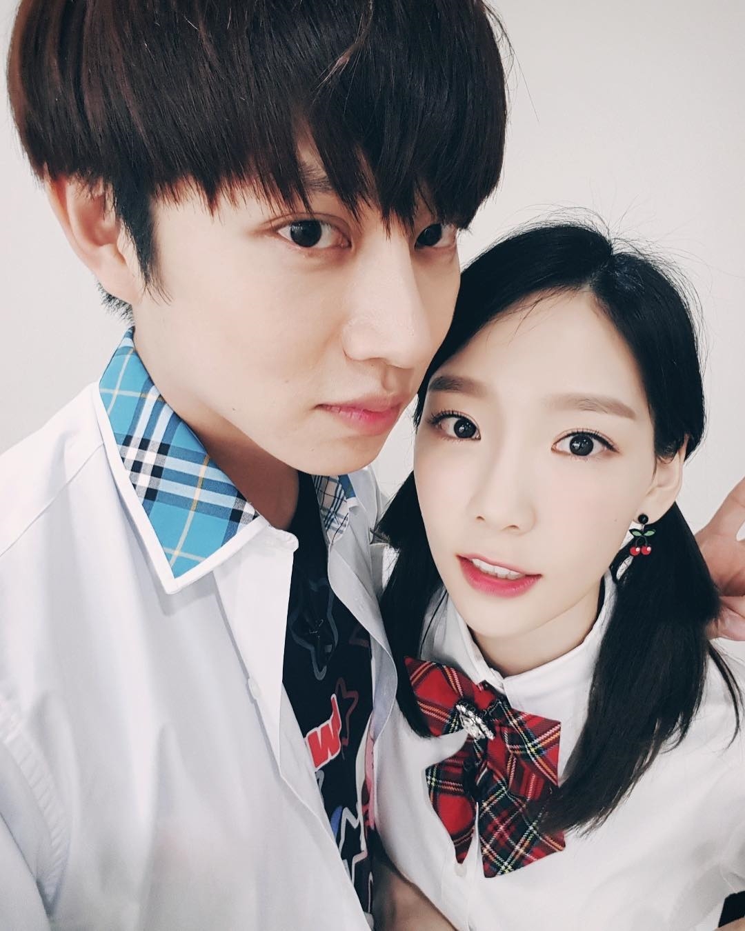 Heechul và hội những cô nàng xinh đẹp trong Kpop