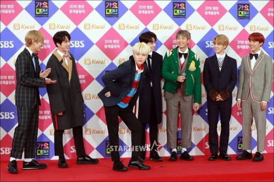 Thì ra đây là lý do BTS Suga làm “lố” tại thảm đỏ SBS Gayo Daejun