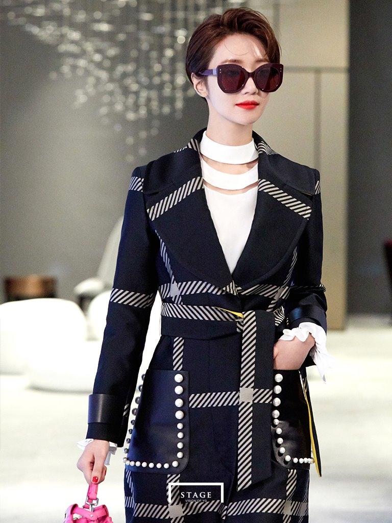 Nữ thần khí chất Go Jun Hee lại làm chao đảo với bộ ảnh đẹp nao lòng