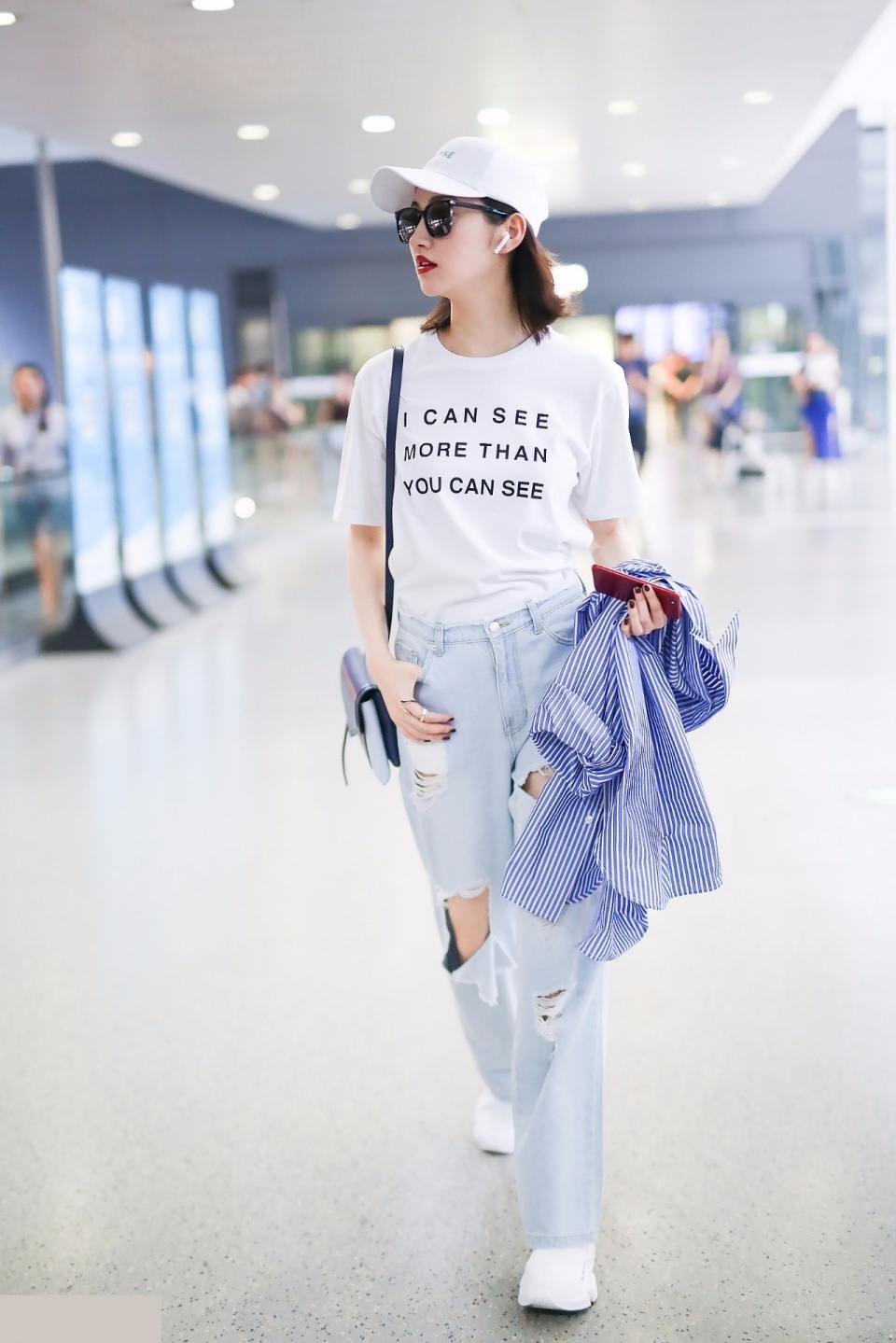 Xếp hạng những mỹ nhân có thời trang sân bay đẹp nhất Hoa ngữ