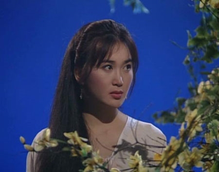 Mỹ nhân Hoa Ngữ và những bộ đồ ngủ khiến đấng mày râu bị hớp hồn
