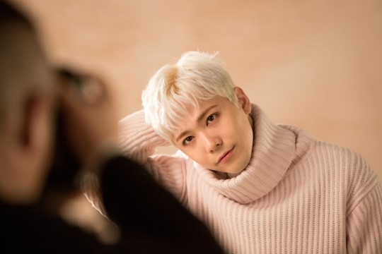Loạt ảnh đáng yêu vô đối của Lee Hong Ki trong hậu trường 'Hoa Du Ký'