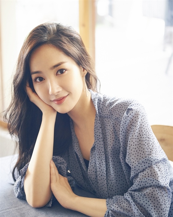Fan sướng rơn khi Park Min Young 'dọn' về chung 'nhà' với Lee Joon Ki