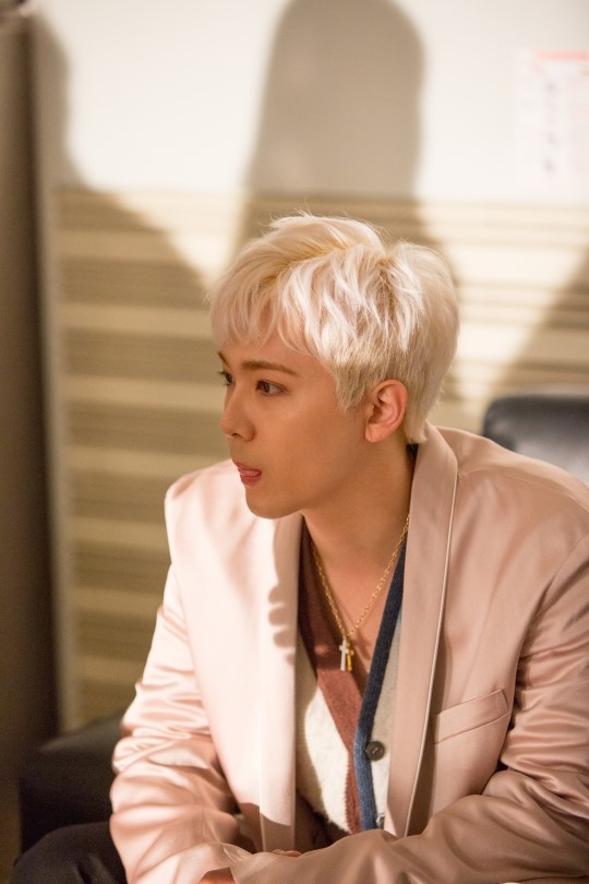 Loạt ảnh đáng yêu vô đối của Lee Hong Ki trong hậu trường 'Hoa Du Ký'