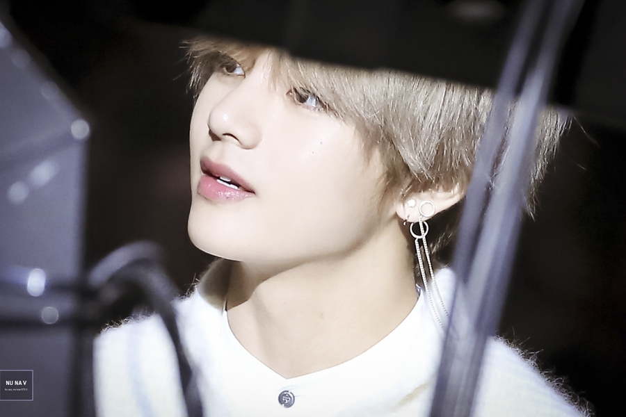 V (BTS) xứng đáng là chàng trai đẹp nhất thế giới