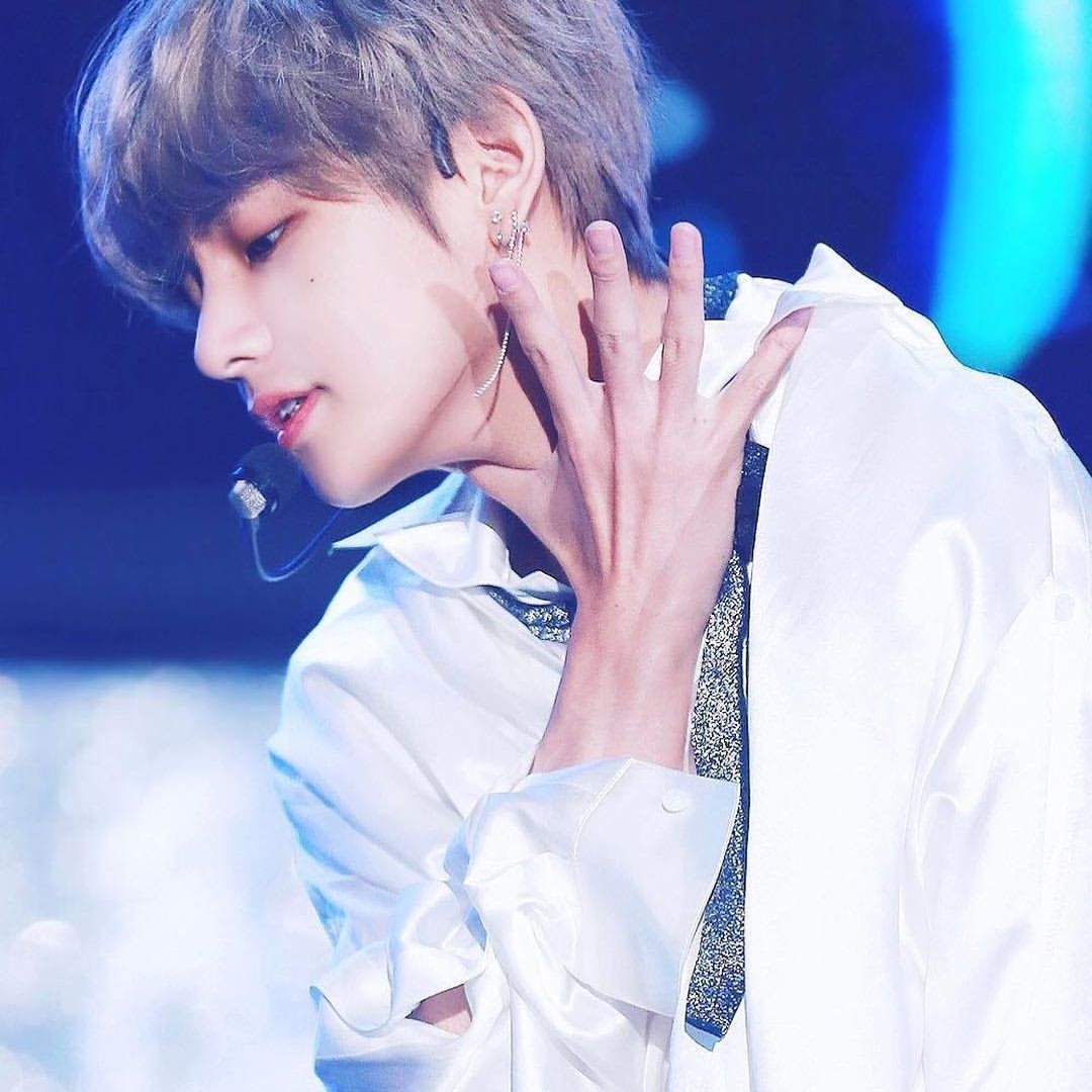 V (BTS) xứng đáng là chàng trai đẹp nhất thế giới